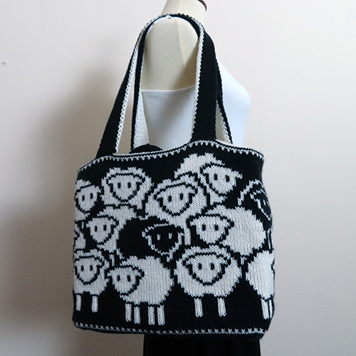 Counting Sheep Bag Pattern – 20% off on Ravelry!