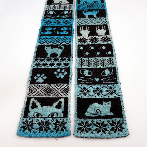 New Pattern – Cat Season Scarf!