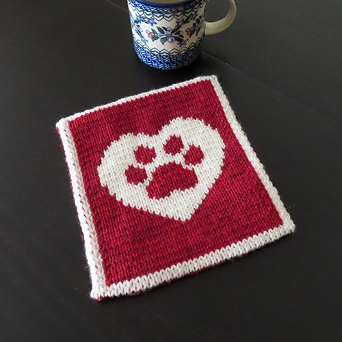 Free Pawprint Heart Potholder Pattern and Pawprints Scarf on Sale