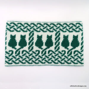 Celtic Cat Cowl