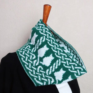 Celtic Cat Cowl