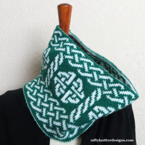 Celtic Ward Cowl