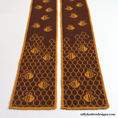 Buzzy Bees Scarf
