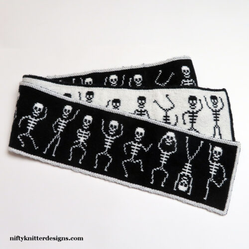 IMG_4342a_web Spooky Scary Skeleton Scarf