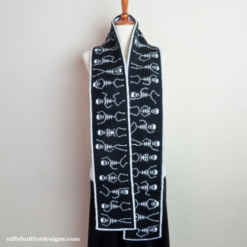 IMG_4356a_web Spooky Scary Skeleton Scarf
