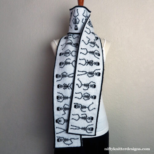 IMG_4359a_web Spooky Scary Skeleton Scarf